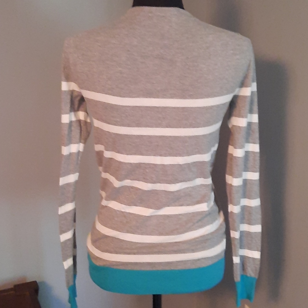 J. Crew Vneck striped long sleeve - Picture 5 of 6